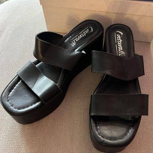 L'intervalle black platform slides